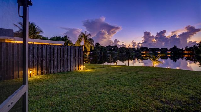 5152 SW 104th Avenue, Cooper City, FL 33328