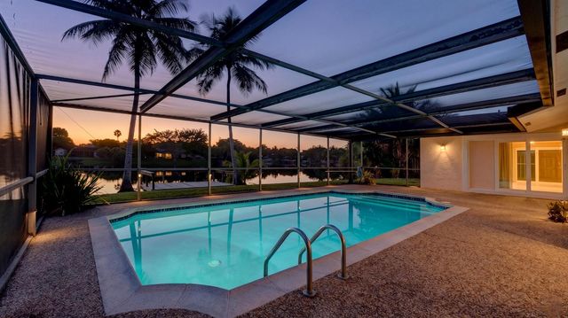 5152 SW 104th Avenue, Cooper City, FL 33328