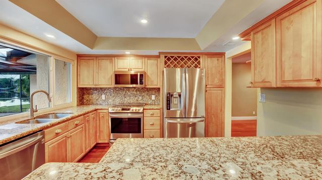 5152 SW 104th Avenue, Cooper City, FL 33328
