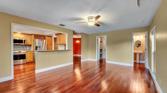 5152 SW 104th Avenue, Cooper City, FL 33328