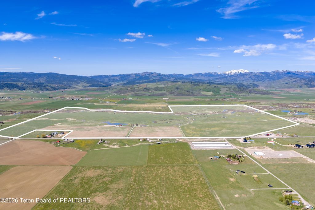 106723 U.S. 89, Etna, WY 83118 photo 2