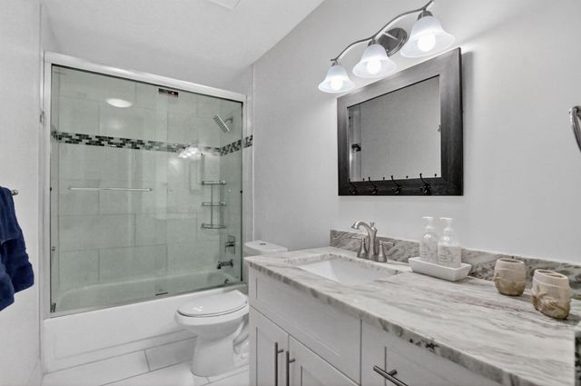 6277 Overland Place, Delray Beach, FL 33484