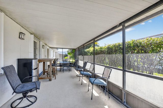 6277 Overland Place, Delray Beach, FL 33484