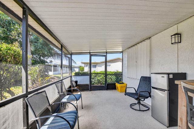 6277 Overland Place, Delray Beach, FL 33484