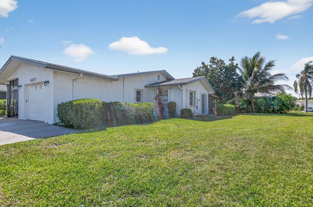 6277 Overland Place, Delray Beach, FL 33484