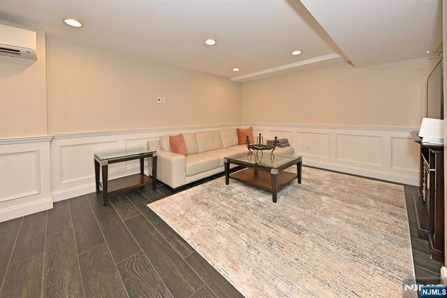 40 Plymouth Road, Hillsdale, NJ 07642