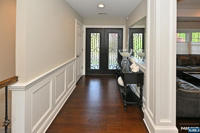 40 Plymouth Road, Hillsdale, NJ 07642
