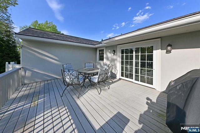 40 Plymouth Road, Hillsdale, NJ 07642
