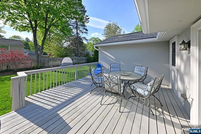 40 Plymouth Road, Hillsdale, NJ 07642
