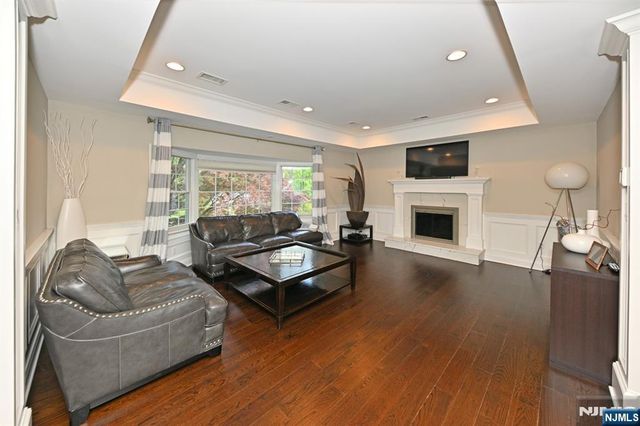 40 Plymouth Road, Hillsdale, NJ 07642