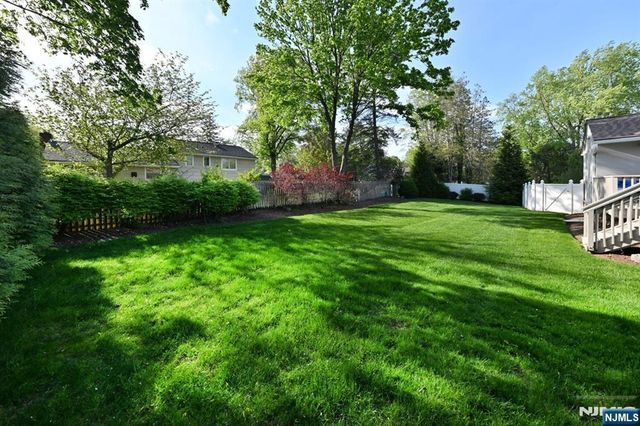 40 Plymouth Road, Hillsdale, NJ 07642