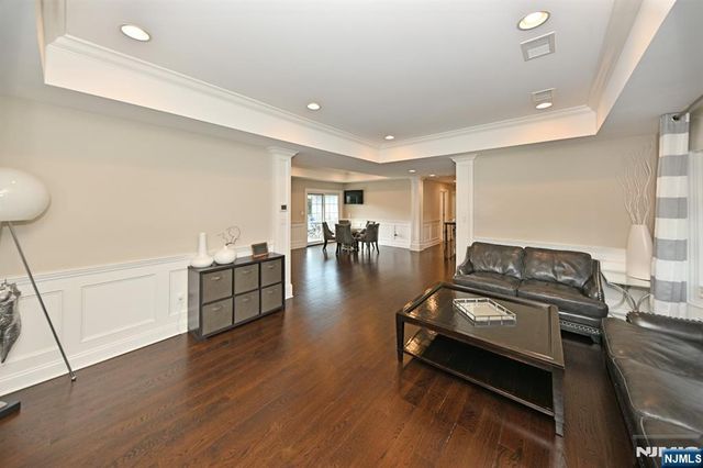 40 Plymouth Road, Hillsdale, NJ 07642