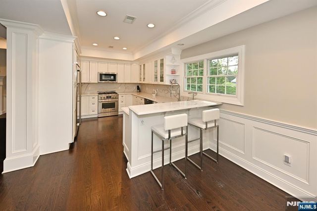 40 Plymouth Road, Hillsdale, NJ 07642
