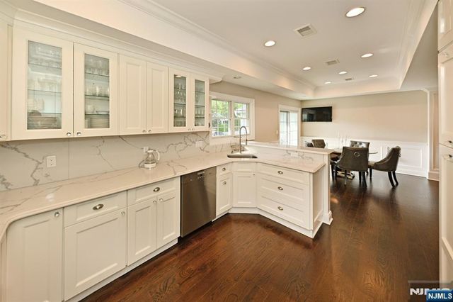 40 Plymouth Road, Hillsdale, NJ 07642