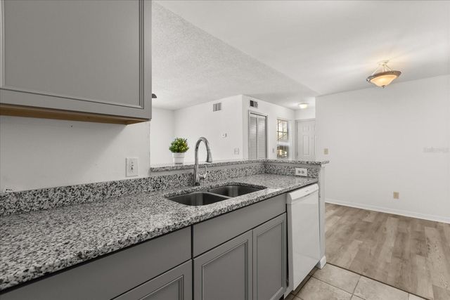 6178 WESTGATE DRIVE 101, Orlando, FL 32835