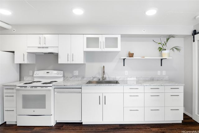 803 Waimanu Street 512, Honolulu, HI 96813