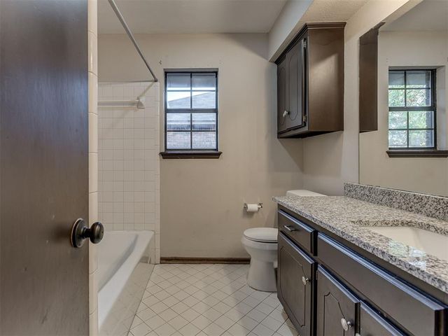 1908 Magnolia Lane, Edmond, OK 73013