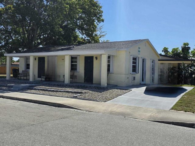 1202 S M Street, Lake Worth Beach, FL 33460
