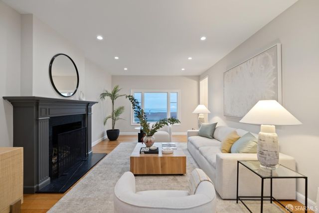 130 Maywood Drive, San Francisco, CA 94127