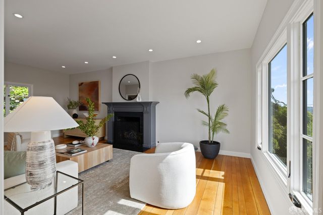 130 Maywood Drive, San Francisco, CA 94127