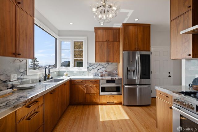130 Maywood Drive, San Francisco, CA 94127