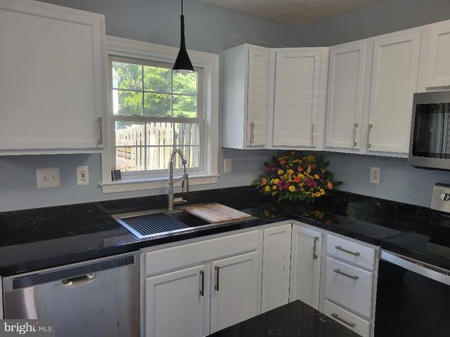 10612 GUILDERLAND CT, Fredericksburg, VA 22408