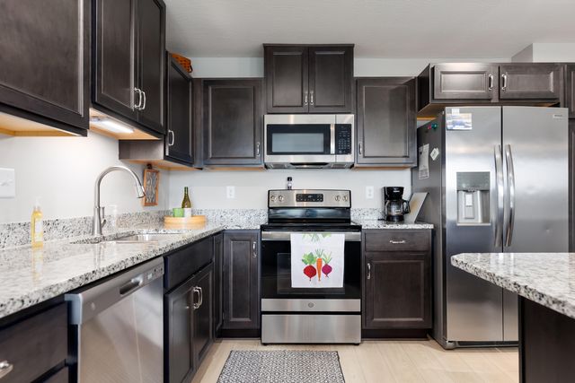 7771 Devonshire Drive, Alexandria, KY 41001
