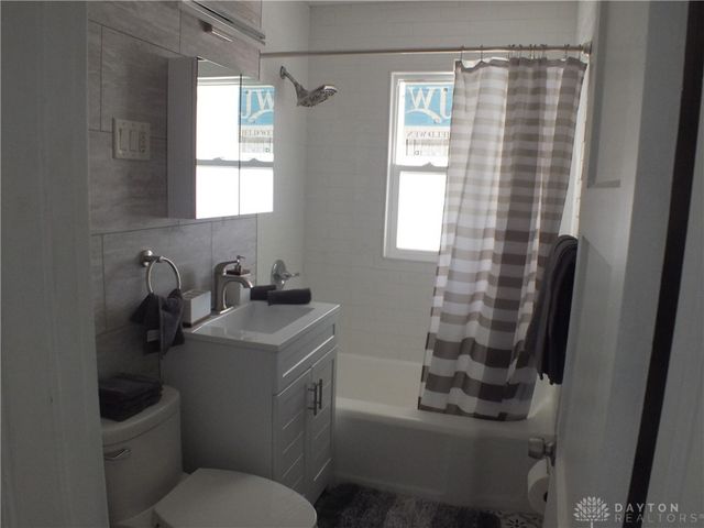 324 E Maplewood Avenue, Dayton, OH 45405