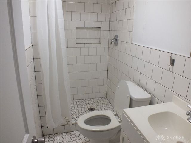 324 E Maplewood Avenue, Dayton, OH 45405