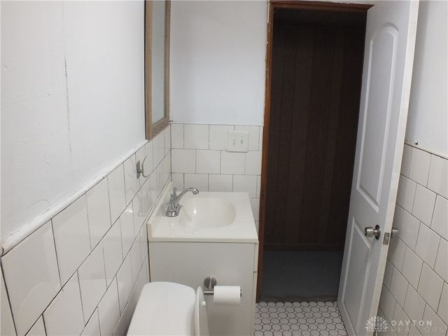 324 E Maplewood Avenue, Dayton, OH 45405
