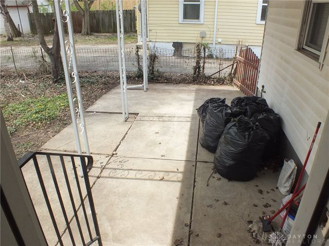 324 E Maplewood Avenue, Dayton, OH 45405
