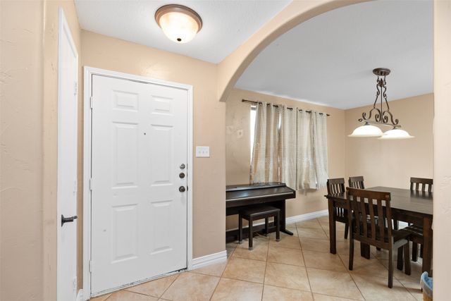 2133 Shawnee Trail, Fort Worth, TX 76247