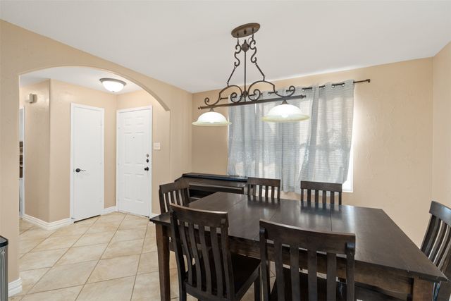 2133 Shawnee Trail, Fort Worth, TX 76247