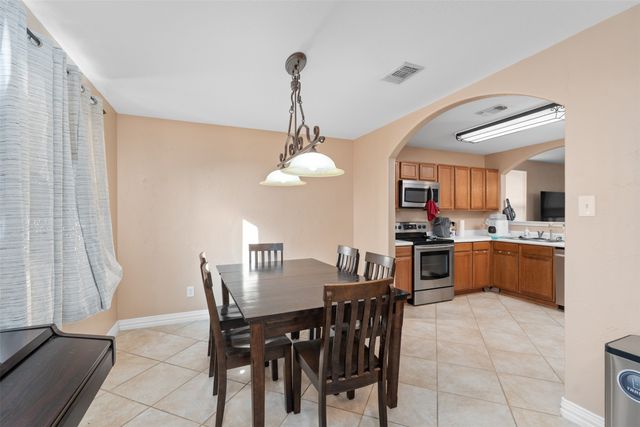 2133 Shawnee Trail, Fort Worth, TX 76247