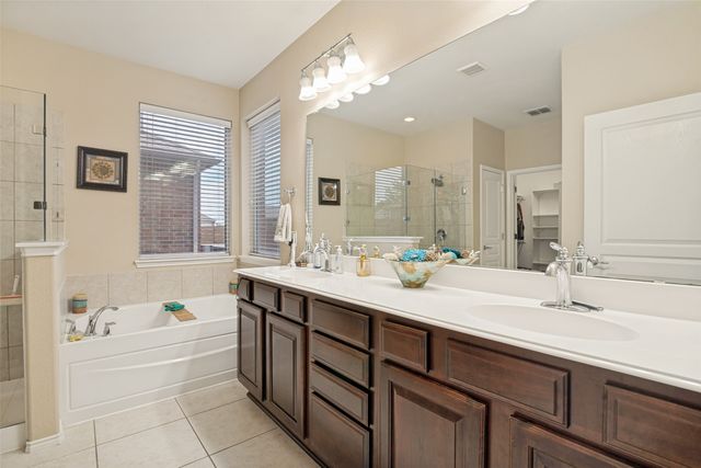 1374 Petaluma Drive, Rockwall, TX 75087