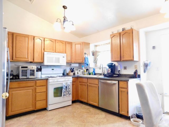 5707 S ESPRIT DR, Kearns, UT 84118