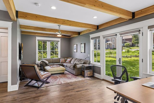 604 4th Street N, Stillwater, MN 55082