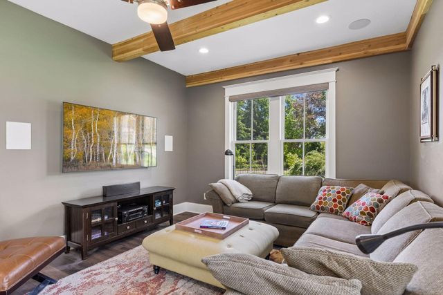 604 4th Street N, Stillwater, MN 55082