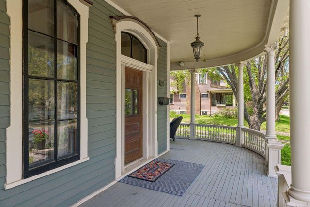 604 4th Street N, Stillwater, MN 55082