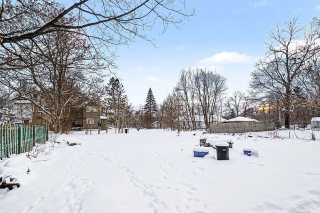 33 graves Avenue, Battle Creek, MI 49037