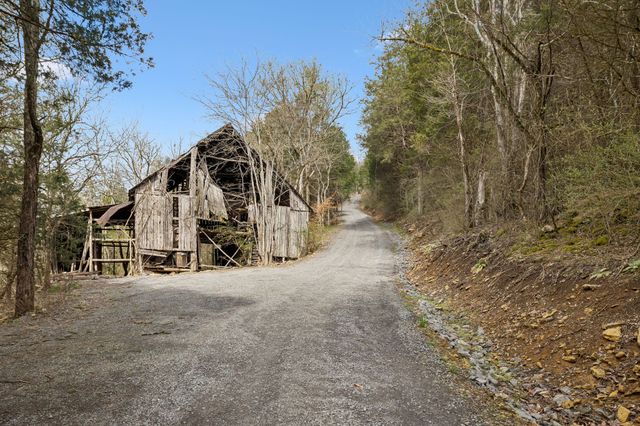 160 Webster Branch Ln, Whitleyville, TN 38588