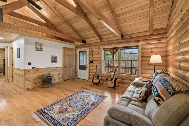 160 Webster Branch Ln, Whitleyville, TN 38588