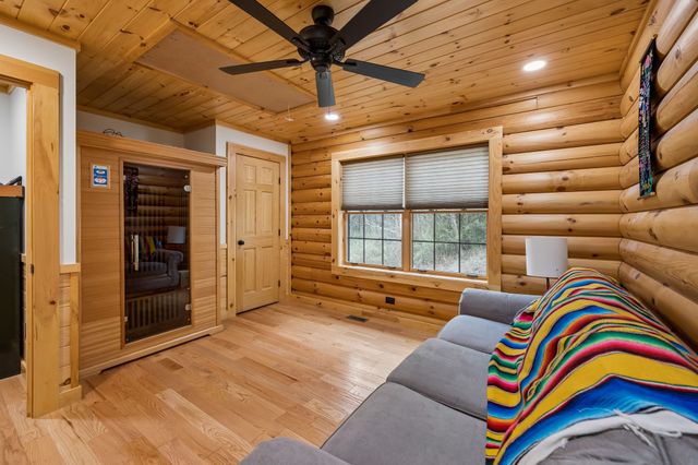 160 Webster Branch Ln, Whitleyville, TN 38588