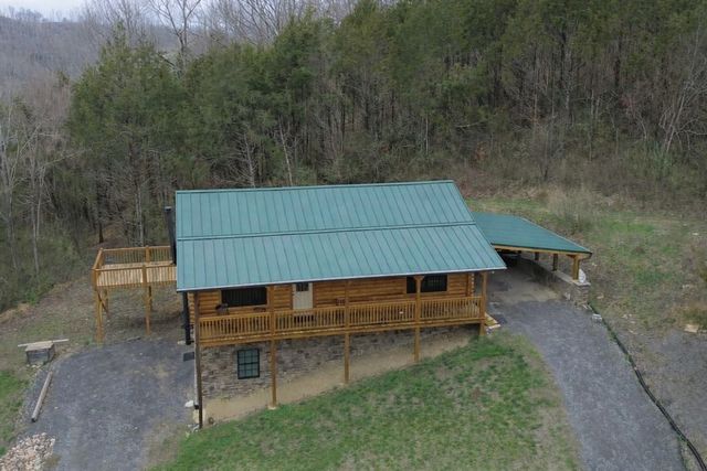 160 Webster Branch Ln, Whitleyville, TN 38588
