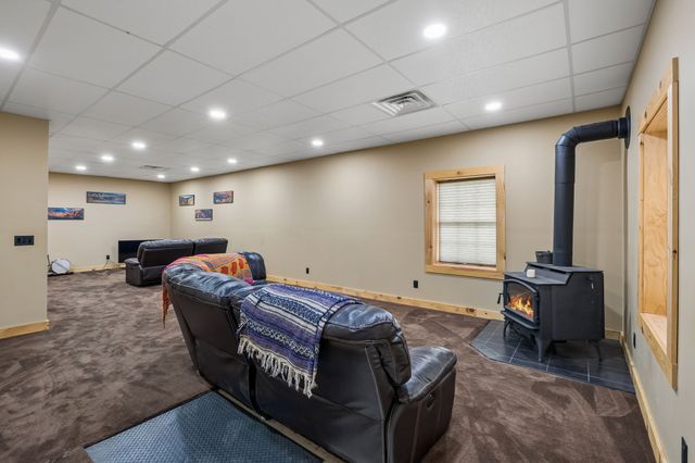 160 Webster Branch Ln, Whitleyville, TN 38588