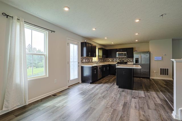 517 Skyway Drive 517 Skyway Drive, Springfield, OH 45505