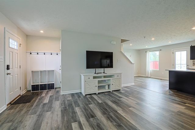 517 Skyway Drive 517 Skyway Drive, Springfield, OH 45505