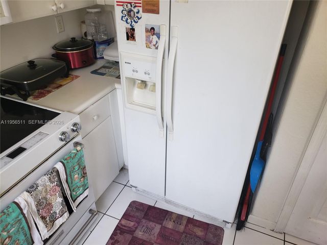 1542 SE 24th Ct 215, Homestead, FL 33035