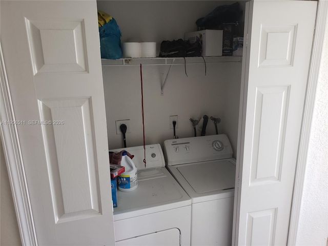 1542 SE 24th Ct 215, Homestead, FL 33035