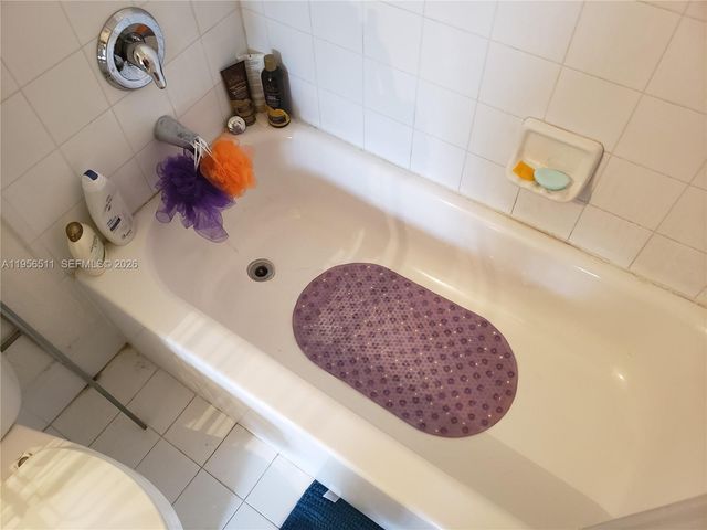 1542 SE 24th Ct 215, Homestead, FL 33035